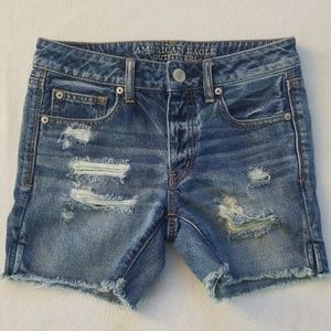 American eagle slouch Bermuda Jean shorts size 00